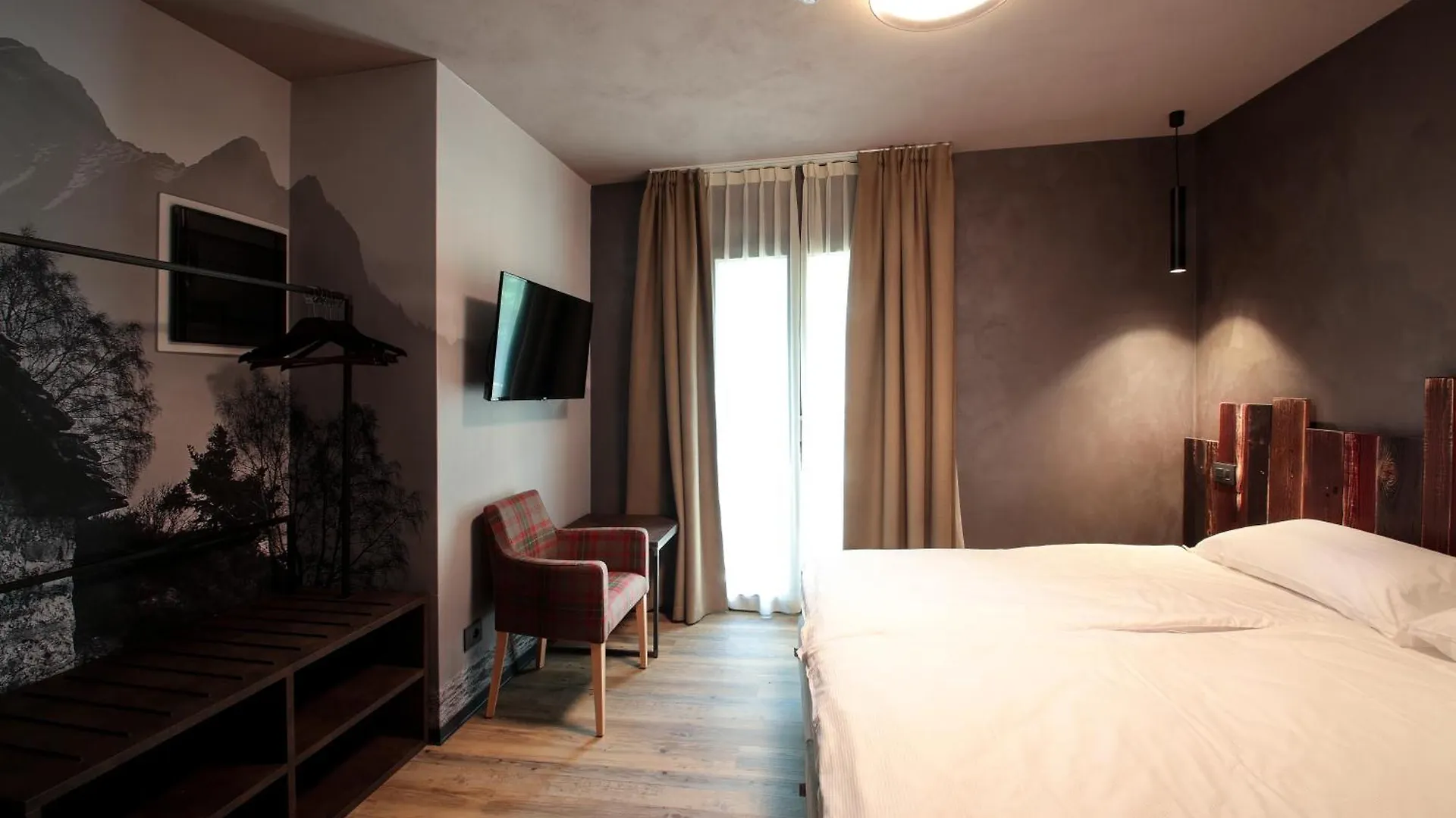 Crimea Wine Hotel Киавенна