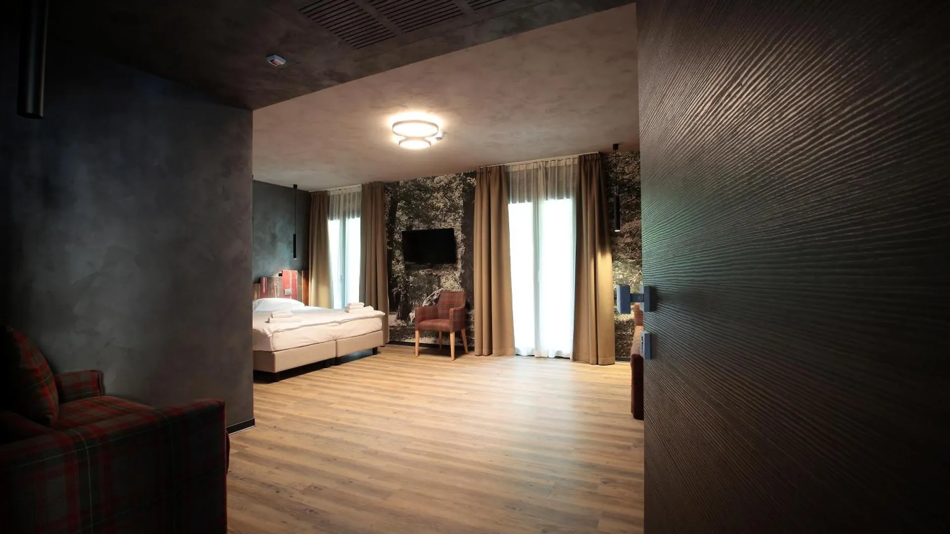 Crimea Wine Hotel Киавенна