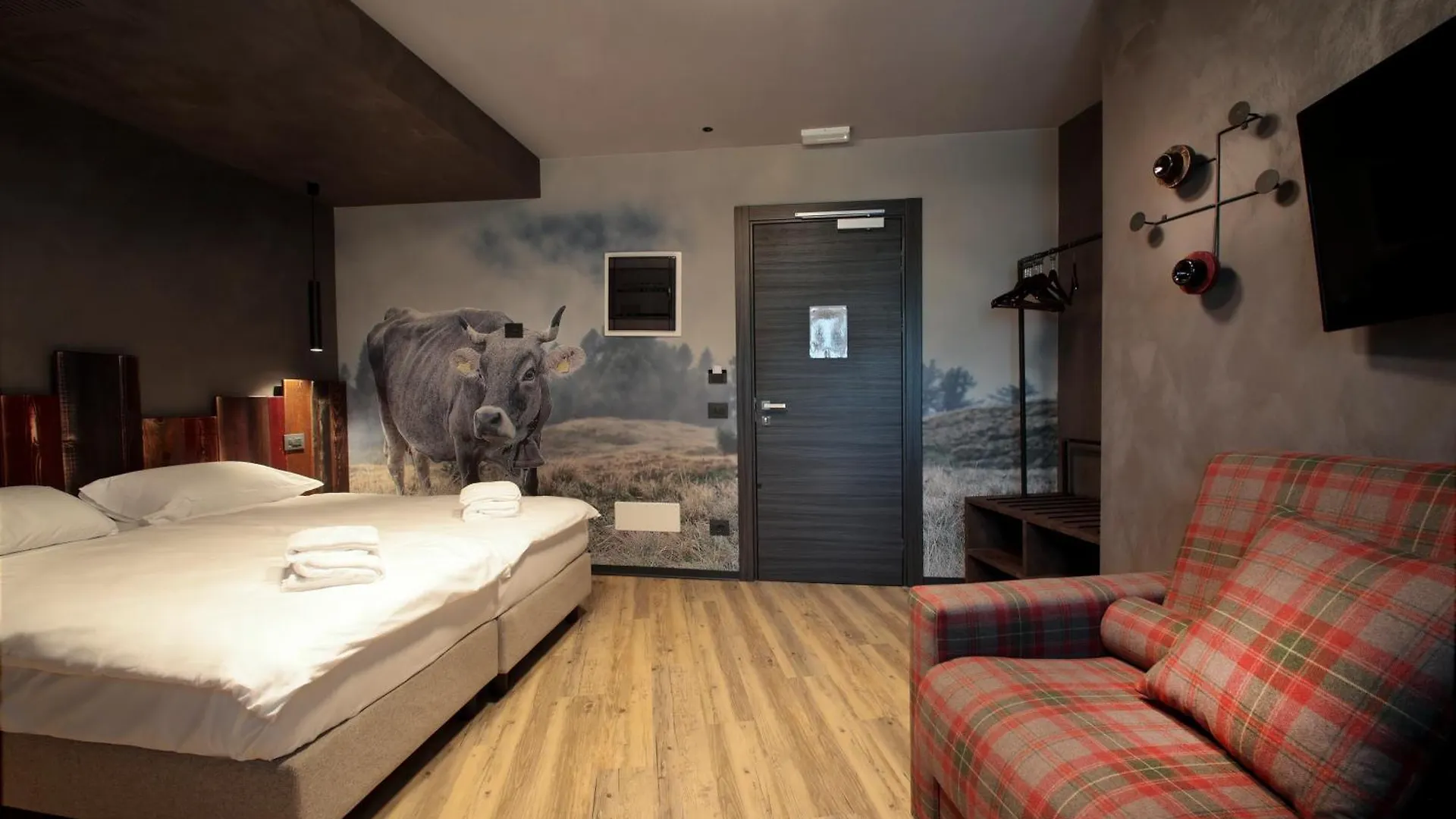 Crimea Wine Hotel Киавенна Италия