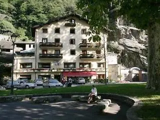 Crimea Wine Hotel Chiavenna