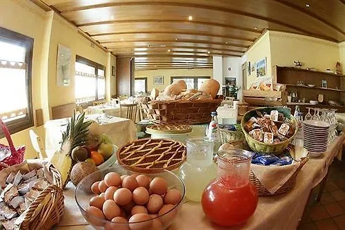 Crimea Wine Hotel Chiavenna